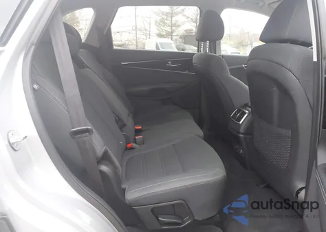 2019 Kia Sorento 2.4L Lx from USA, damaged, VIN 5XYPGDA34KG595250